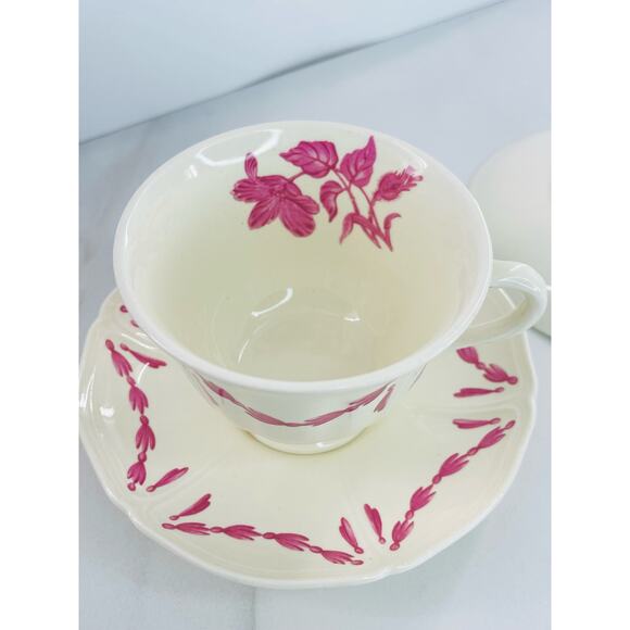 2 Williamsburg Husk by WEDGWOOD Footed Cup & Saucer Set, Teacup Ribbon Floral - Picture 11 of 11